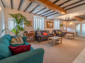 Pass The Keys Serenity Cottage A Cozy Retreat in Nottingham
